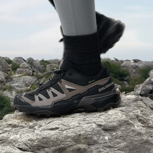 A-Guide-to-the-Best-Waterproof-Hiking-Shoes - Great Outdoors Ireland