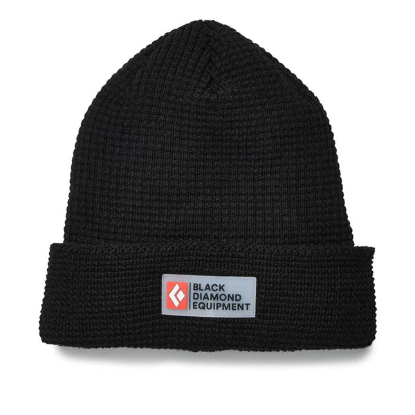 Enjoy ultimate warmth with the Black Diamond Double Waffle Beanie, featuring a cuffed design and recycled polyester material.