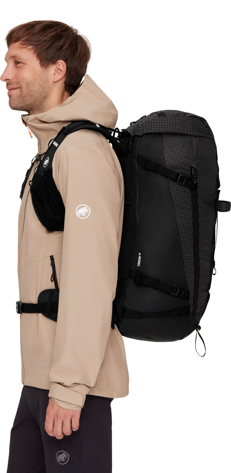 Trion 38 Backpack - Black