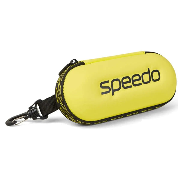 Keep your Speedo goggles safe with the Goggles Storage Case by Speedo. Durable, compact, and moisture-resistant.